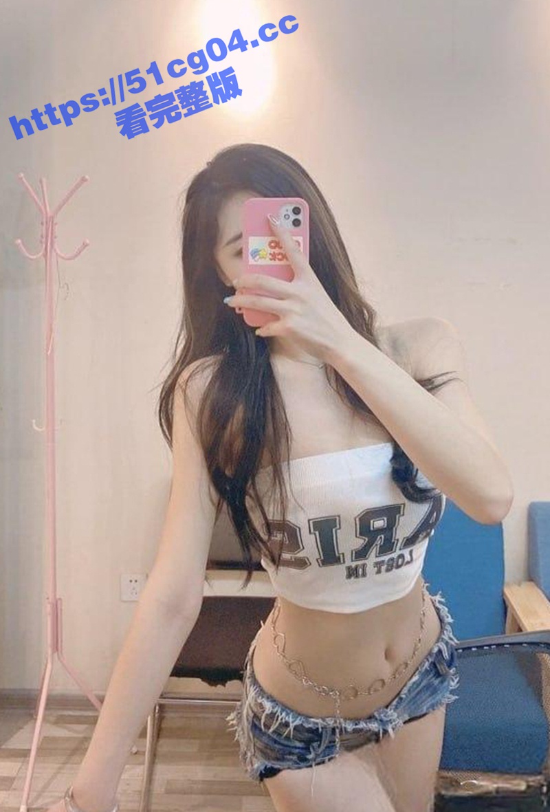 斗鱼麦子酱直播间自曝相关图片