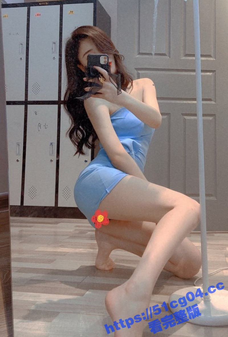 斗鱼麦子酱直播间自曝相关图片