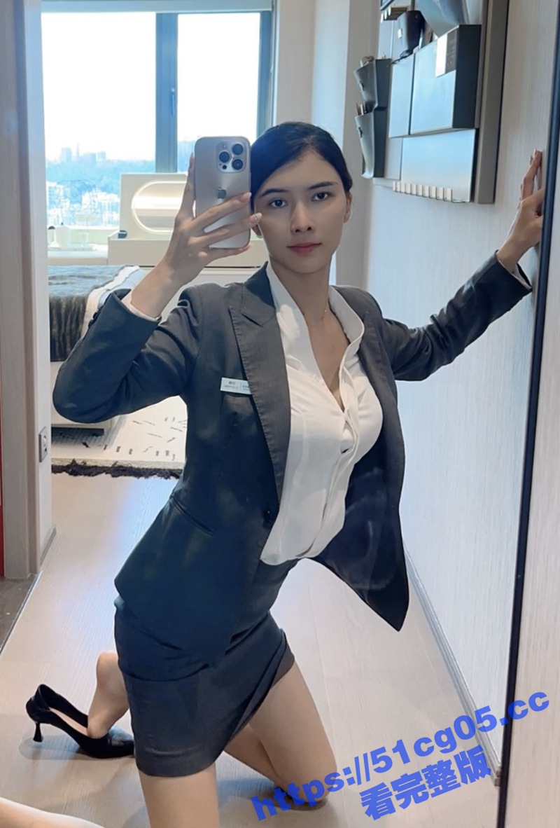 快手网红空姐少妇是邹相关图片