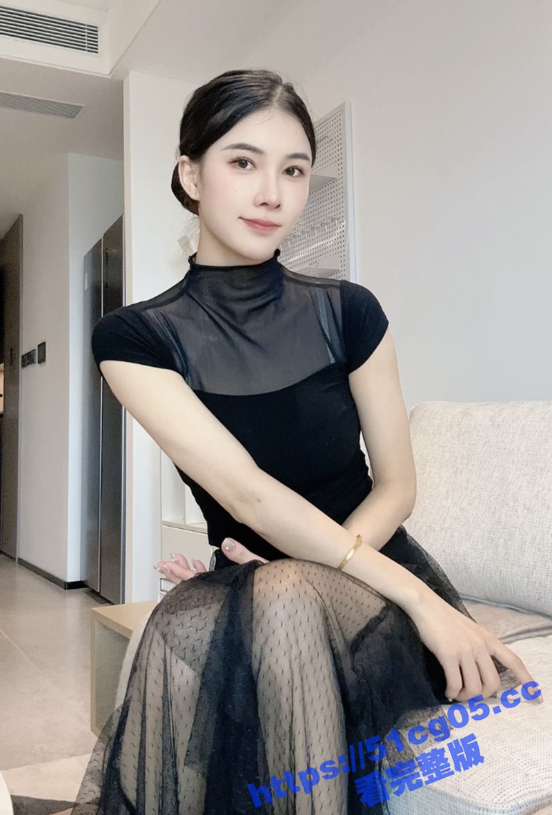 快手网红空姐少妇是邹相关图片