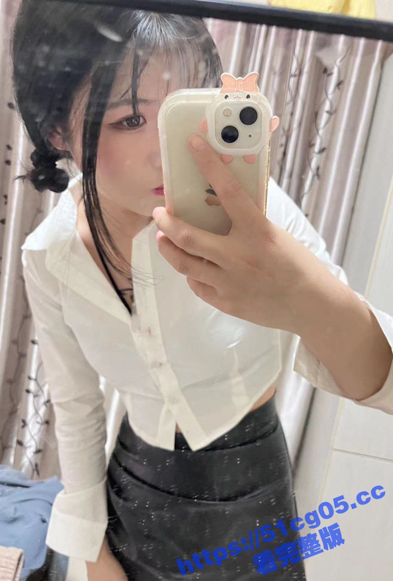 广西精神老妹王艳玲开相关图片