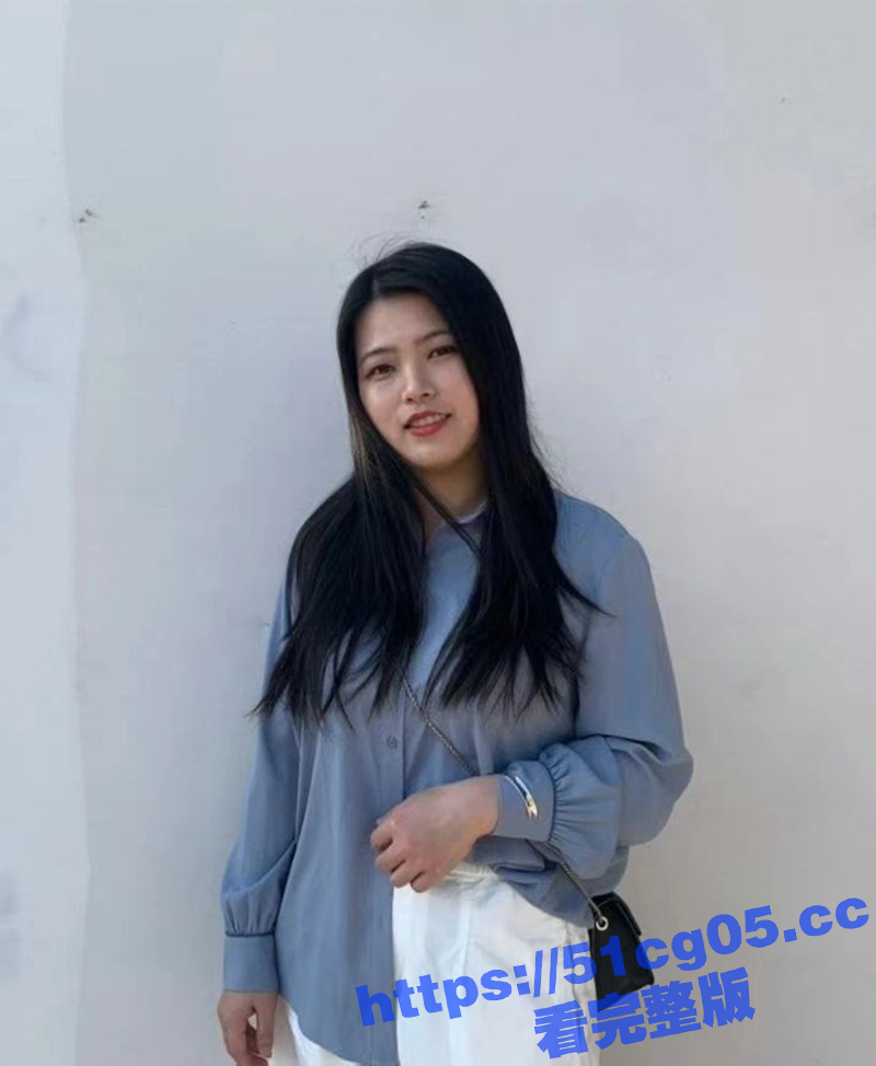约炮公司大奶女同事 小骚货单身太久了主动骑乘 自己摇动才能有感觉 这大奶单手根本握不住