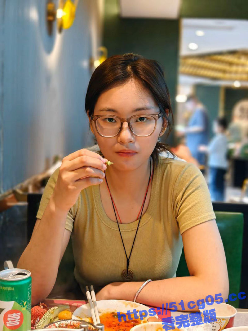 浙江杭州某公司女财务相关图片