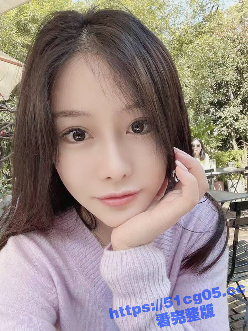 湖南极品身材嫩妹 和男友自拍泄密 奶大腿长身材傲人 这么完美的女友 应该在哪找啊