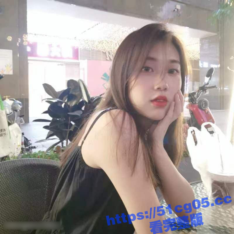 珠海极品外围女小糖 颜值清纯身材一流的小美女 不仅玩的开价格还便宜 2000就能包夜