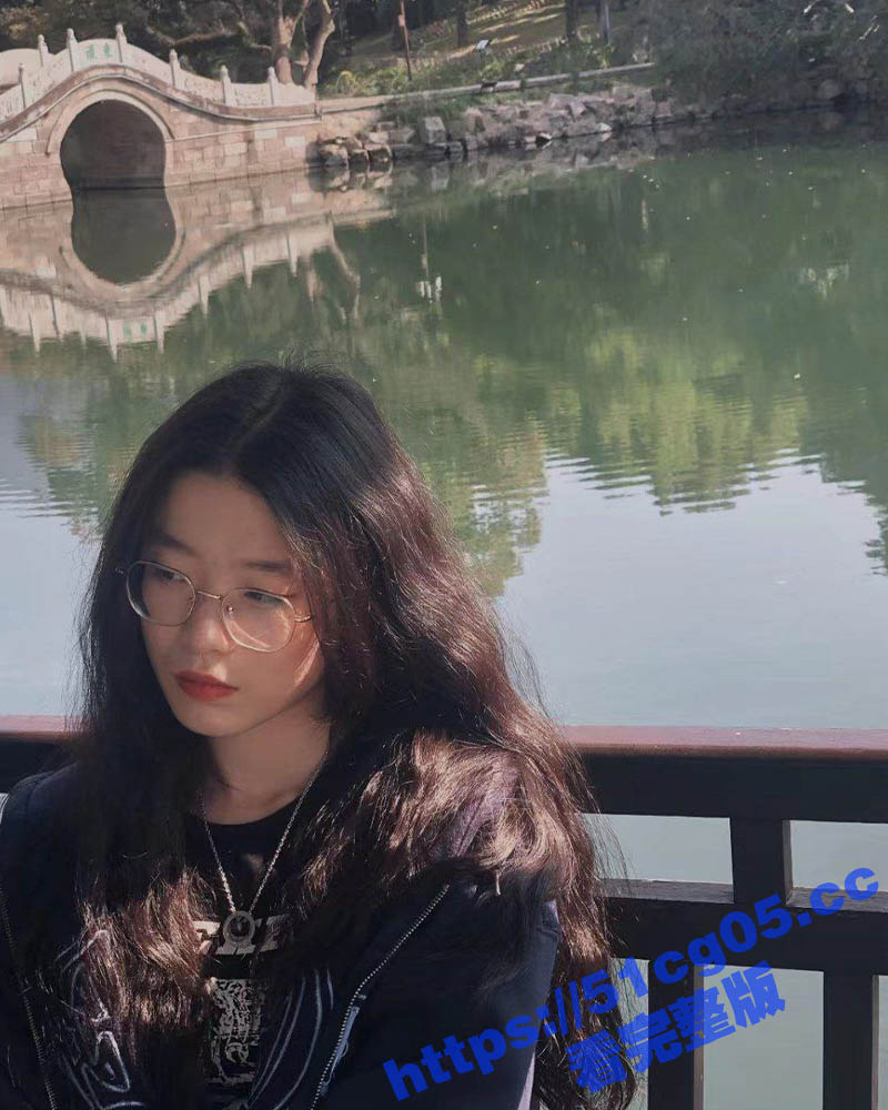 颜值反差婊 石佳琦 相关图片