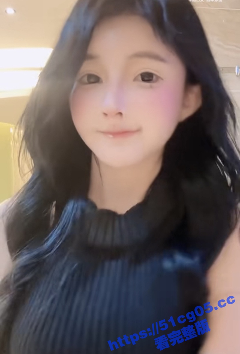 最美极品爆乳女神香草相关图片