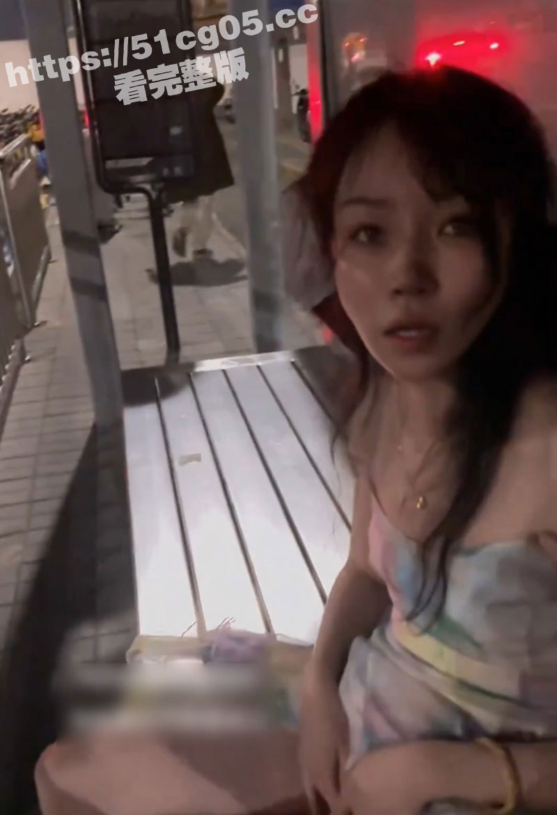 推特清纯反差博主 彤相关图片