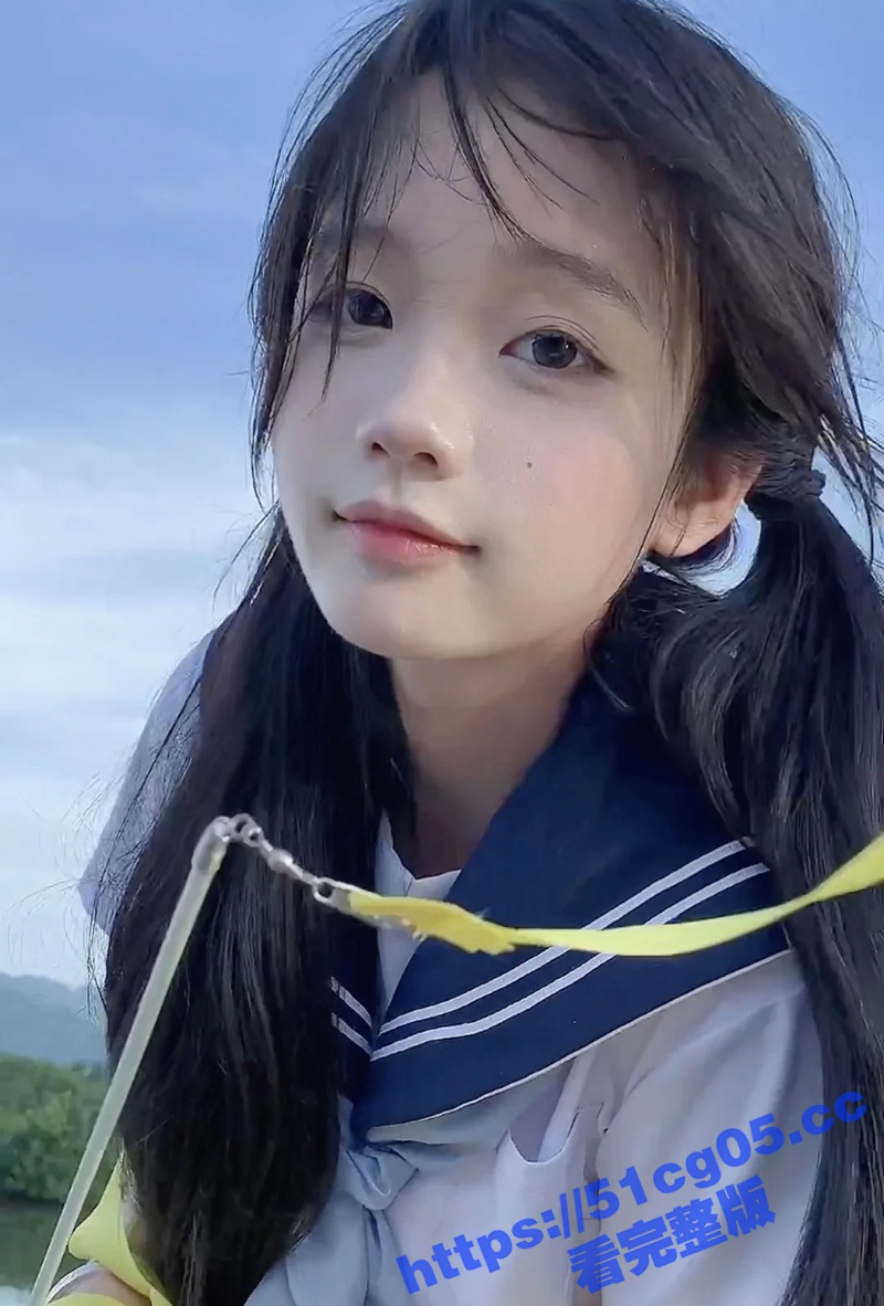 调教自己的大二母狗学生妹 双马尾童颜大奶萝莉 踩踏调教乳头 户外全裸假鸡巴自慰喷出骚水