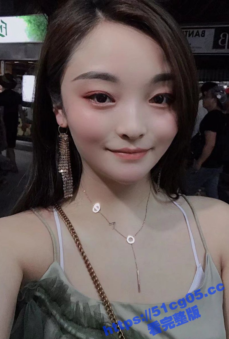 湖北第二师范学院美女辅导员朱彦敏 高挑长腿御姐被男友各种开发调教露出 跳蛋自慰潮喷一地