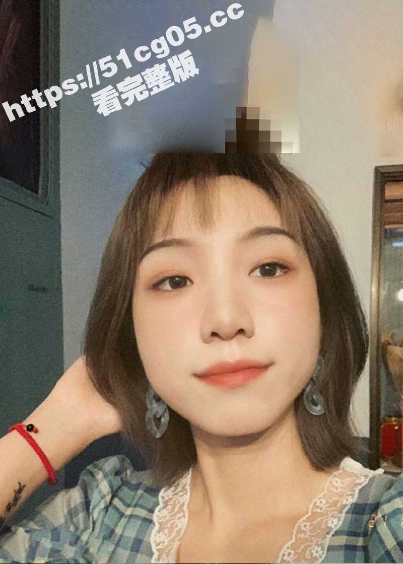 山东济南齐鲁师范学院清纯短发校花 王雅茹 与学长校外宾馆开房做爱颜射视频被全网流出！