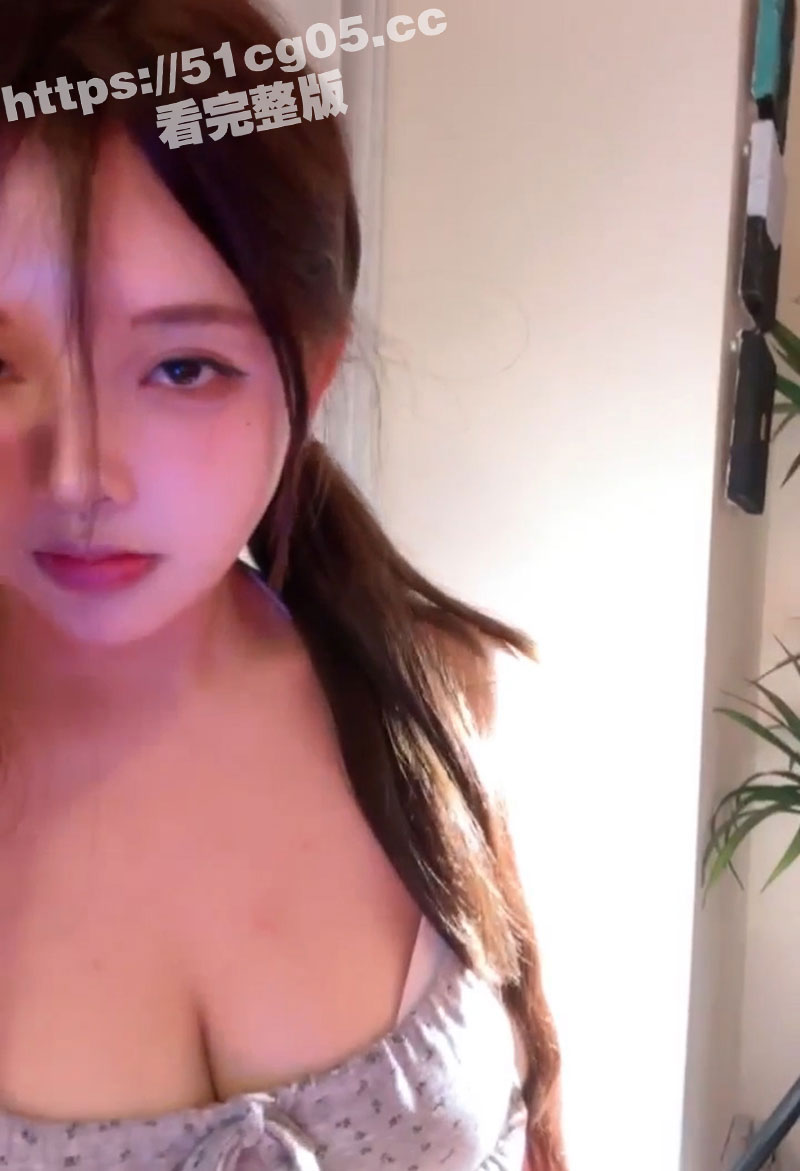 网易CC美少女网黄 唐泽雪 付费订阅私拍视频流出！粉丝评论：全是冲着她这对大奶和骚劲儿才来的！