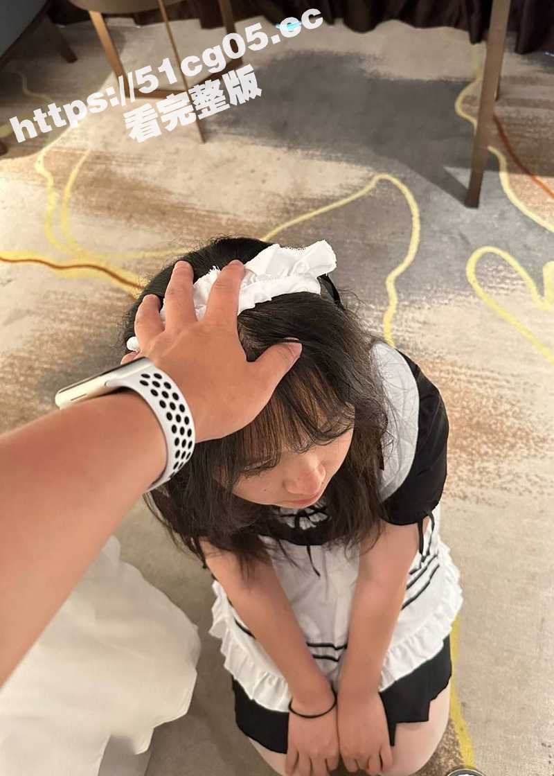 极品馒头嫩逼 反差妹相关图片