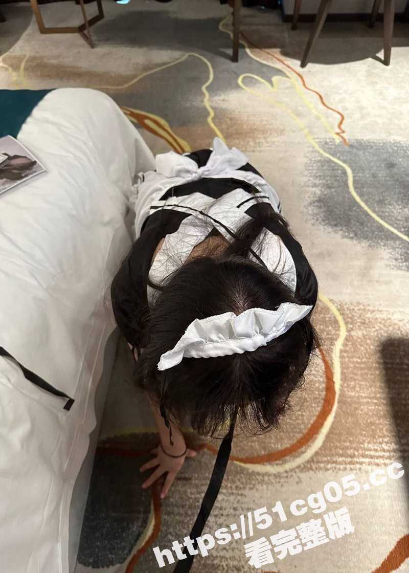 极品馒头嫩逼 反差妹相关图片