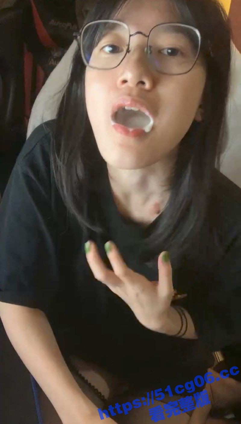 超嫩的高颜值高中母狗相关图片