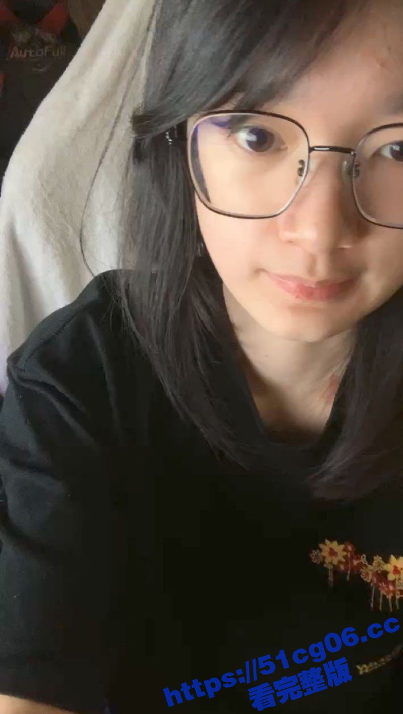 超嫩的高颜值高中母狗相关图片