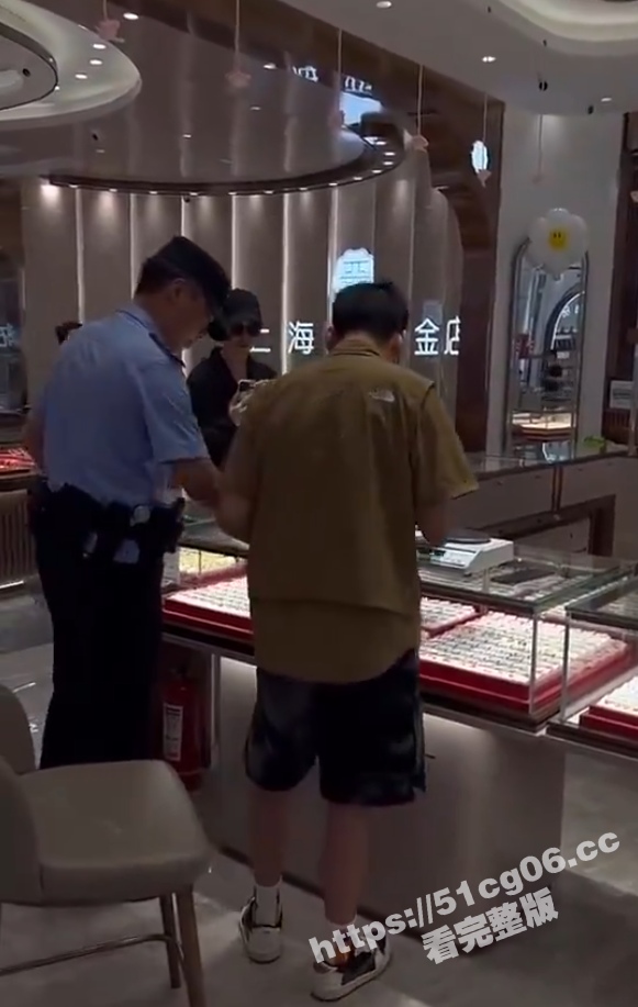 混混选择打假赛道！网相关图片