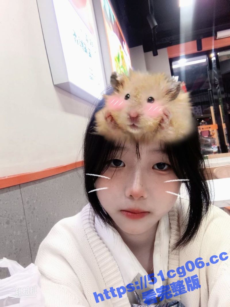 广西职业师范学院白嫩小萝莉 董优妮 成人礼生日当天被男友开苞抽插 之后渐渐变成性瘾母狗