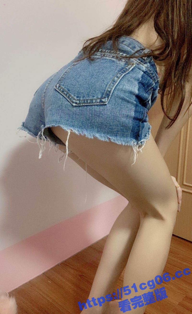极品嫩妹 李梦瑶 深相关图片