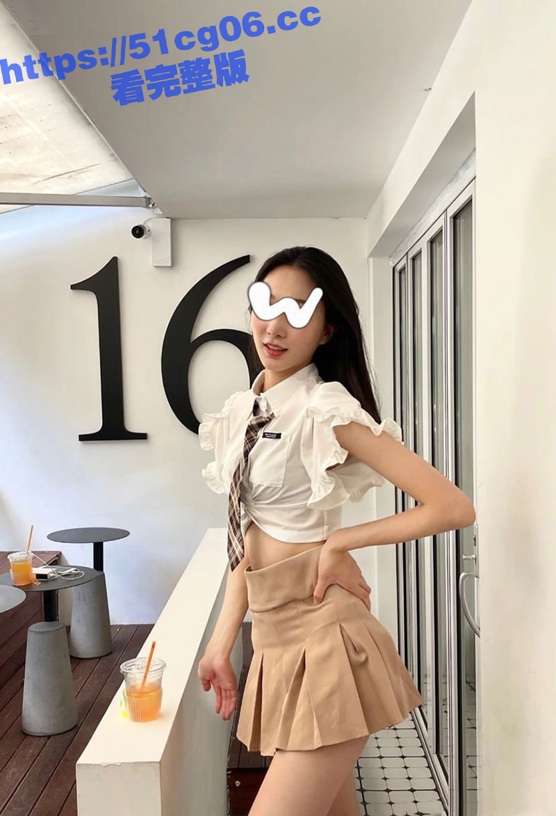 极品骚妻的淫乱生活！瑜伽身材的娇妻被单男尽情玩弄 铁打的骚逼流水的屌 用完小屌换大屌！