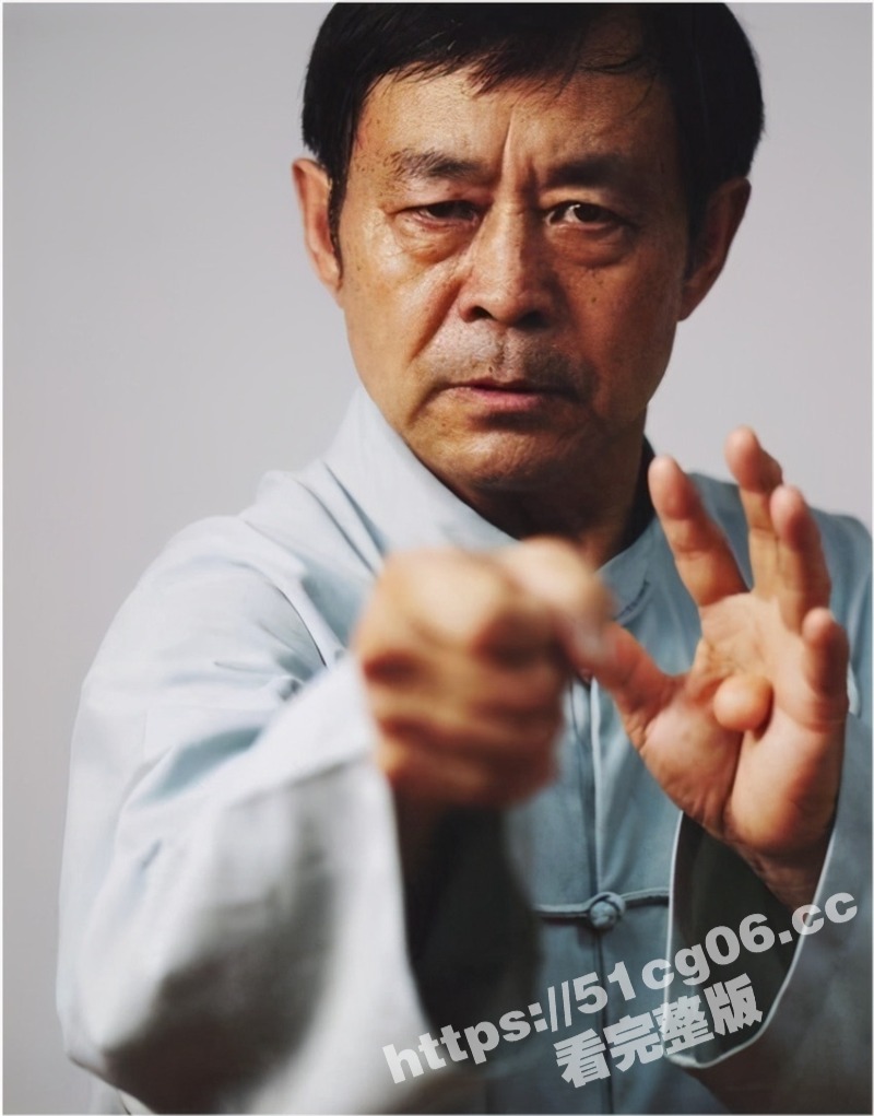 马保国化身夜店教父 出场费50万起步 一个靠输挣的盆满钵满的大师