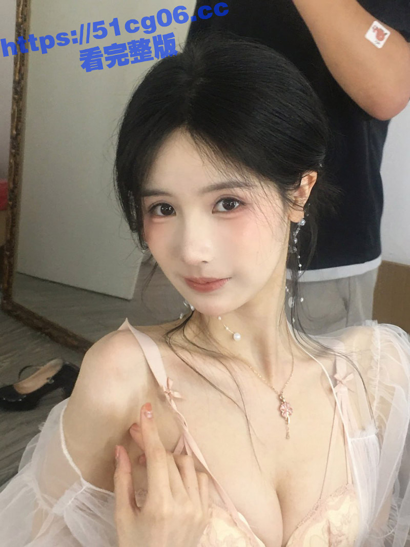 福利姬橙子喵酱 其摄相关图片