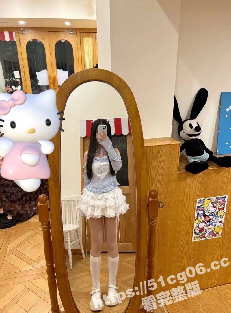 广西桂林旅游学院毕业的少妇宁静 新婚前夕单身夜与炮友激情性爱 名副其实万人骑公交车！