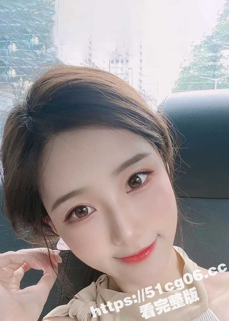 被金主圈养的高颜小母狗 日常超多风格可欲可甜各种情趣制服啪啪户外调教！