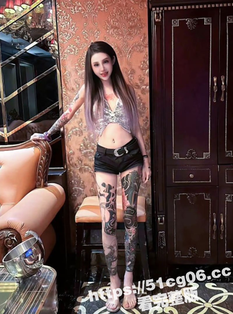 沈阳精神小妹晓夏 身材修长的极品美女 在网吧厕所 给炮友毒龙做爱 结果视频被曝光