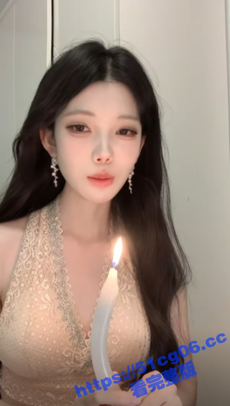 抖音清纯网红 小阿姨相关图片