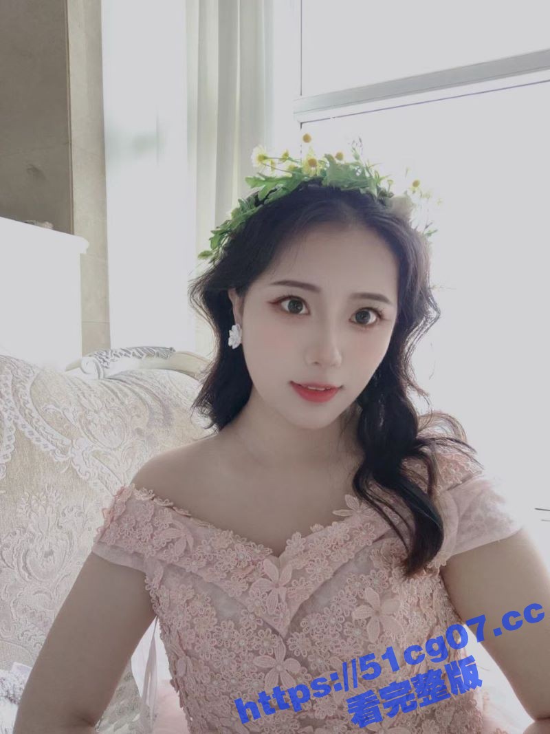 保定市巨乳人妻闫文晶相关图片