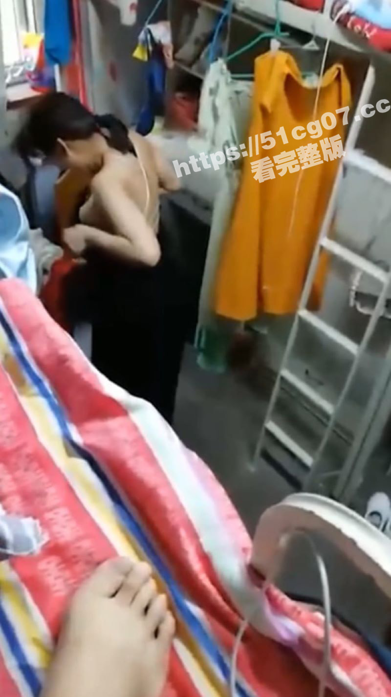 真实走光合集！各种极相关图片