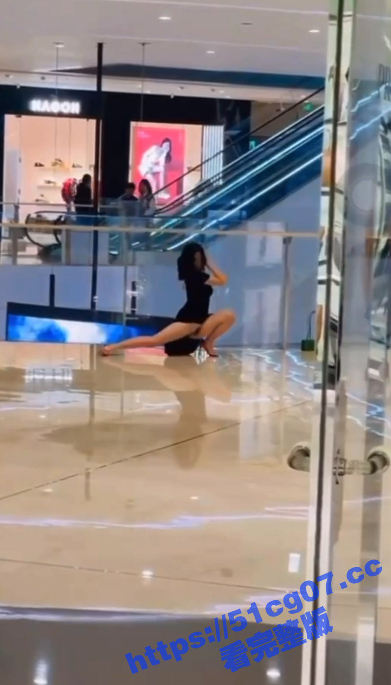 社死现场！合肥骚逼少相关图片