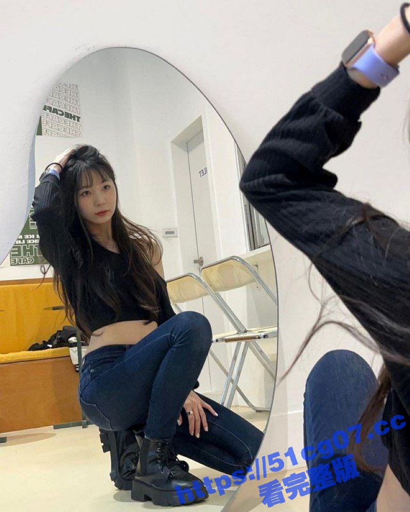 大神约啪极品馒头逼台妹 摸奶子挑逗 妹子一脸娇羞受不了的样子 后面竟然爽到说不要不要！