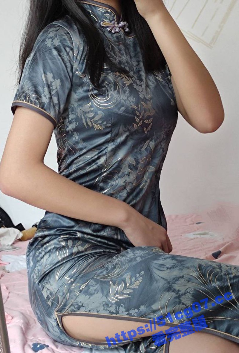 清纯大二学妹 被假经相关图片