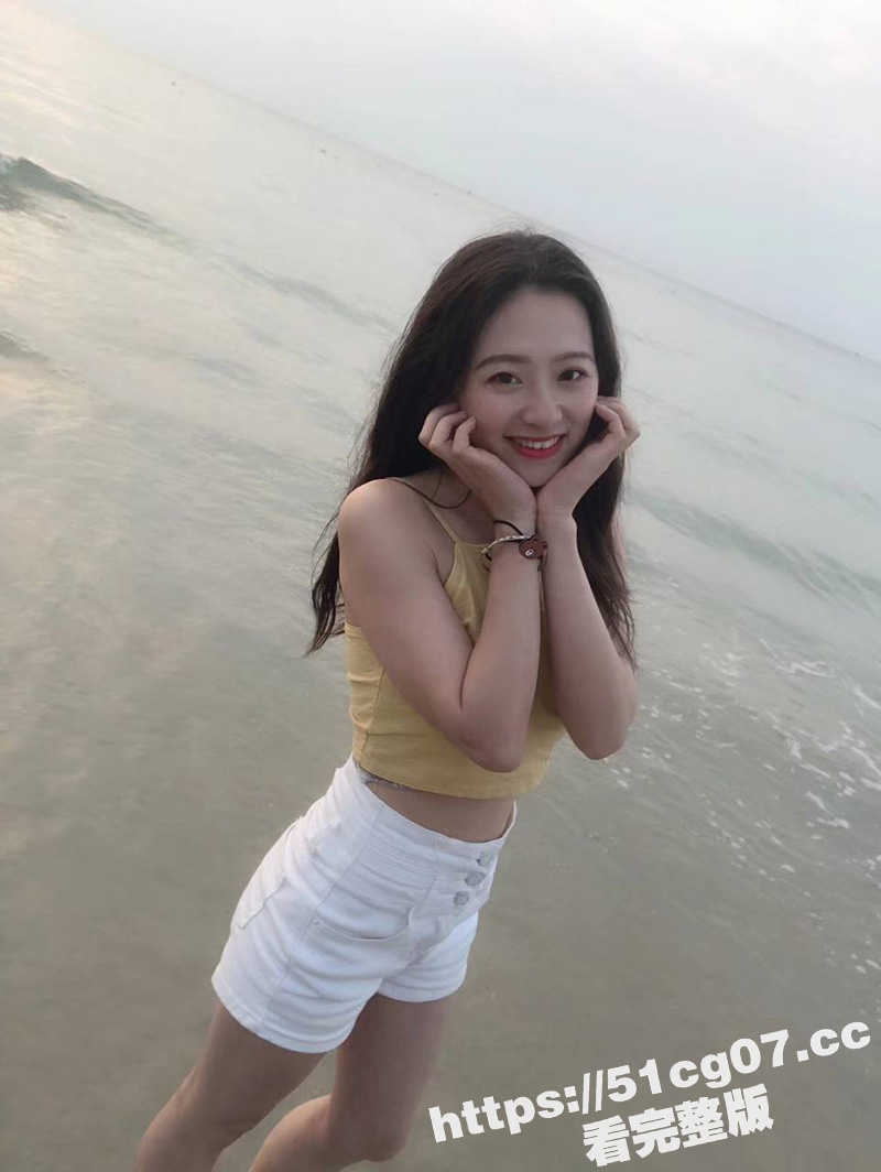 约炮身材比例很好的学生妹 身高只有150 但长腿翘臀大奶细腰 身材非常顶 后入操起来爽翻了