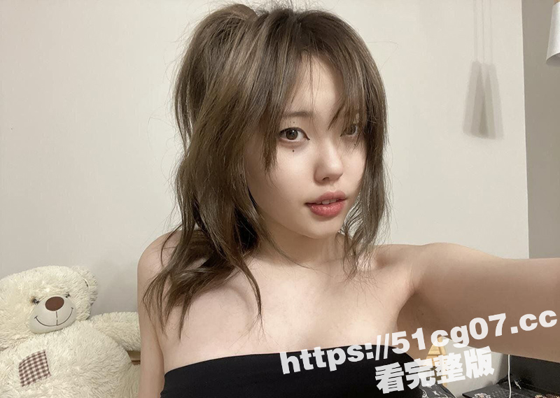 上海母狗群里的骚货 相关图片
