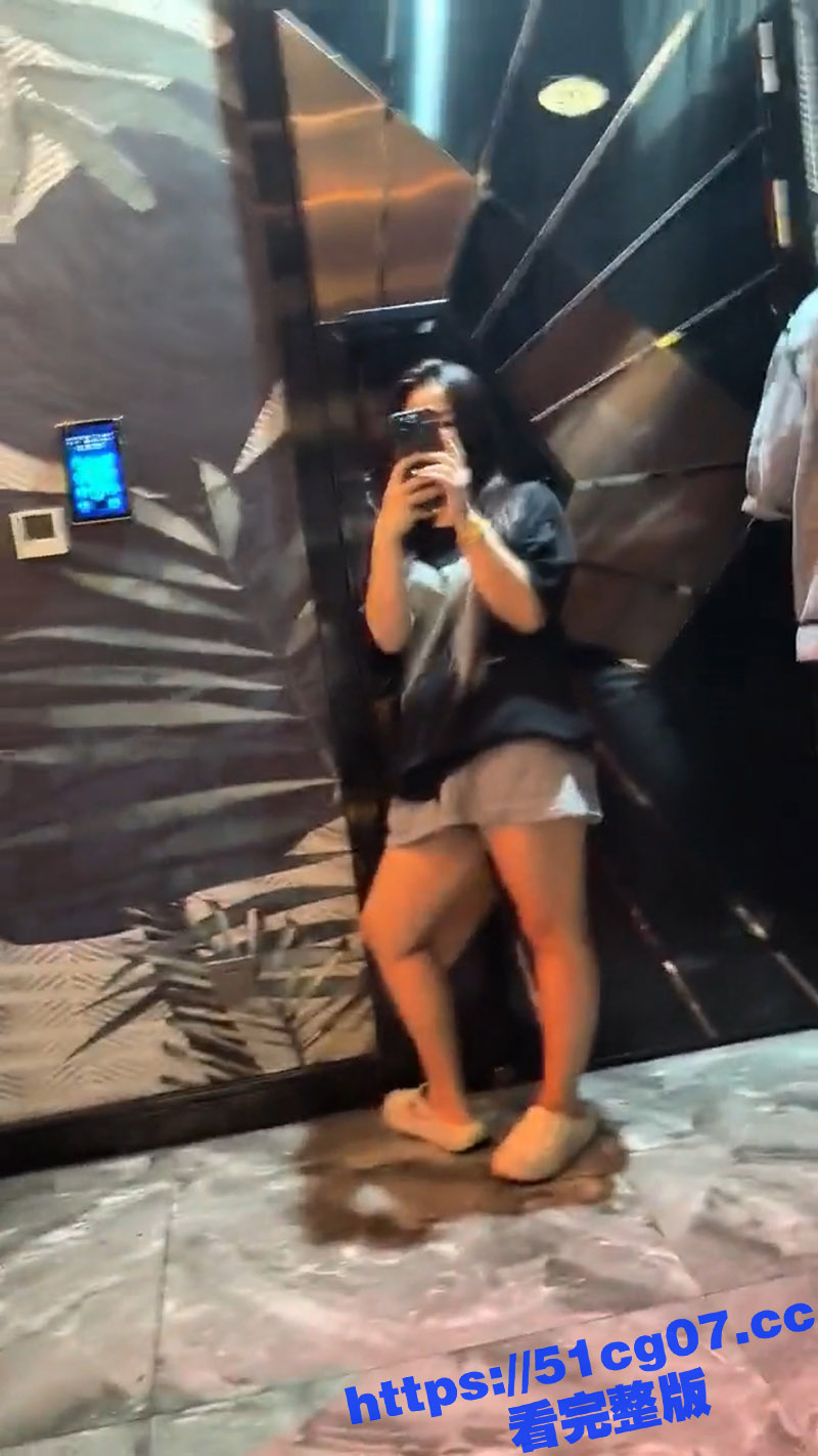 佛山少妇大姐带胖妹见相关图片