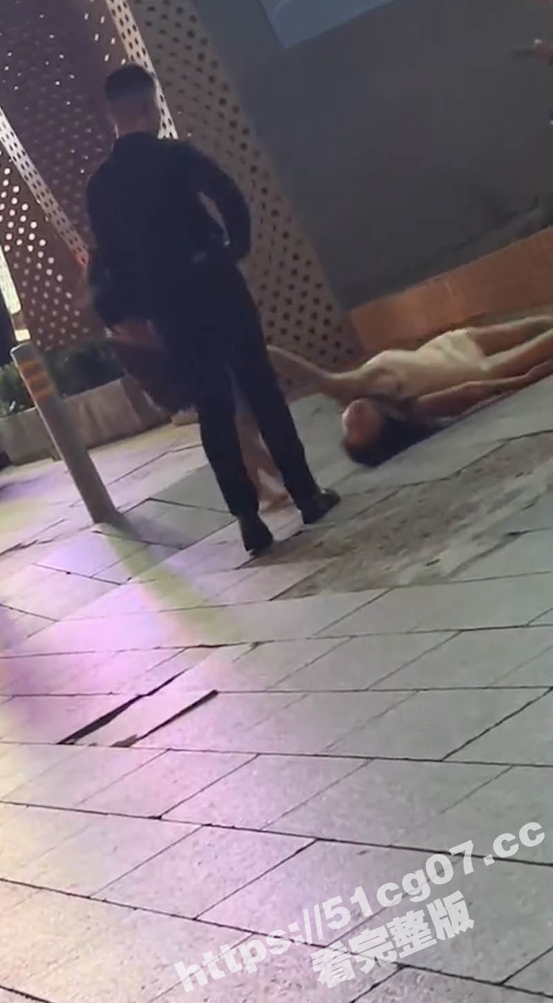 集美醉酒捡尸合集！撒相关图片