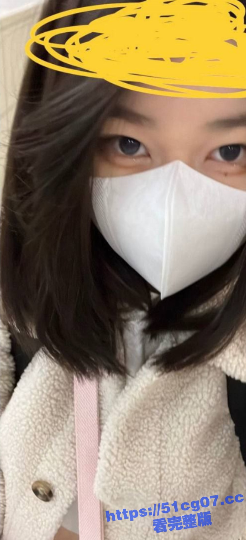 香港女大学生参加同学相关图片