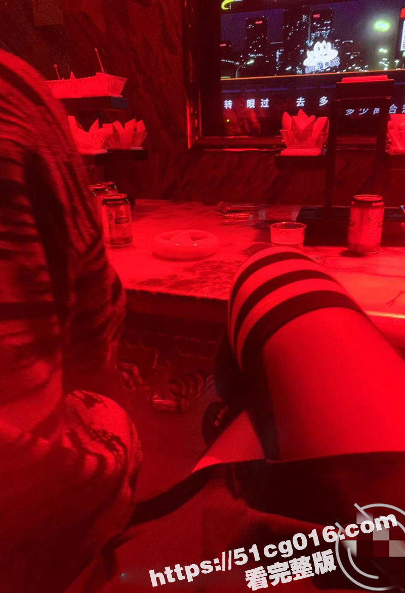 夜场KTV内女孩的真相关图片