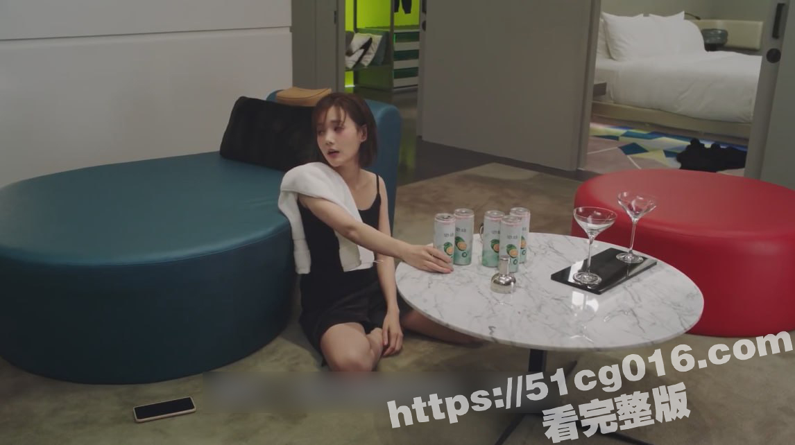 AI换脸李一桐 现在相关图片