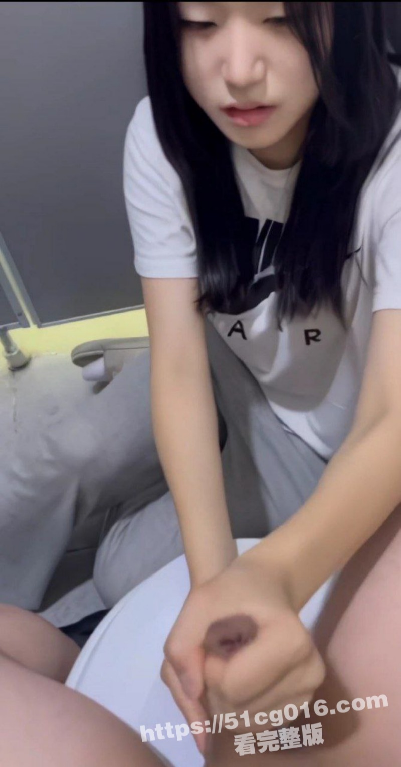 宝藏级单纯学生妹 这相关图片