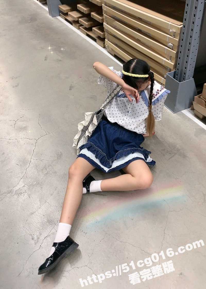 杭州微博小网红Cos相关图片