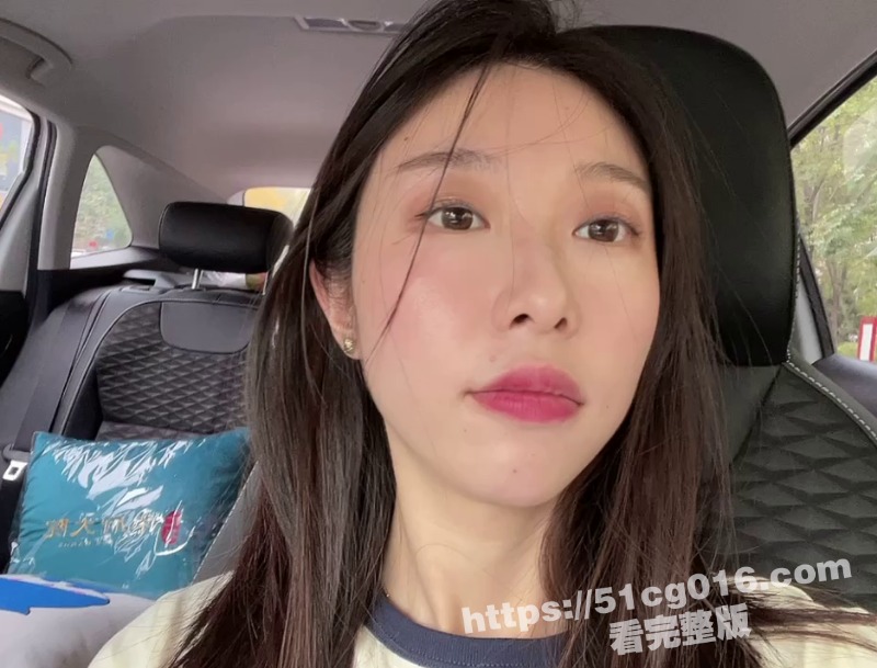 清纯学妹和男友私下自相关图片