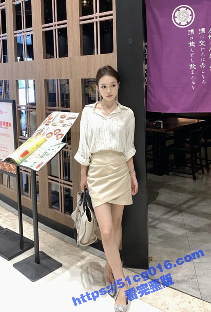 约炮颜值反差美女学生相关图片