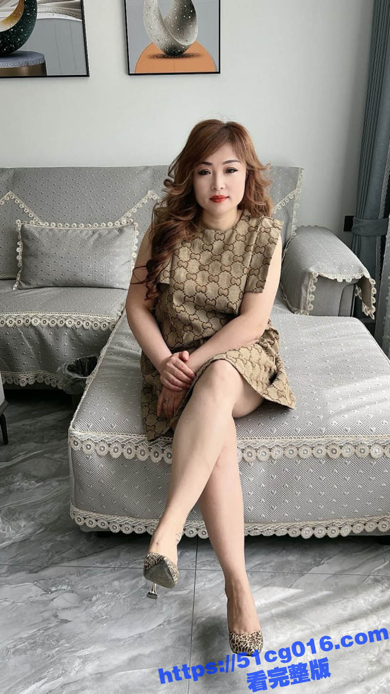快手骚妇最胖美厨娘 相关图片