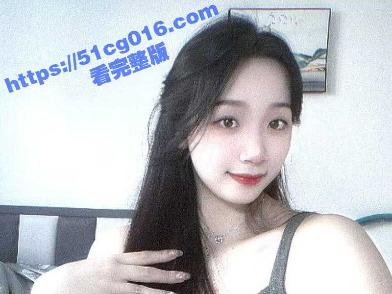 山东大学大四颜值学姐 陈晨 在酒店被金主用手指疯狂抽插逼逼 撅着蜜桃臀迎接金主的无套狂操