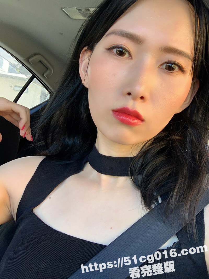 广州极品淫妇周琬露 身材一流超有女人味的媚黑婊 表面健身女神 私下被黑人各种爆操一步到胃