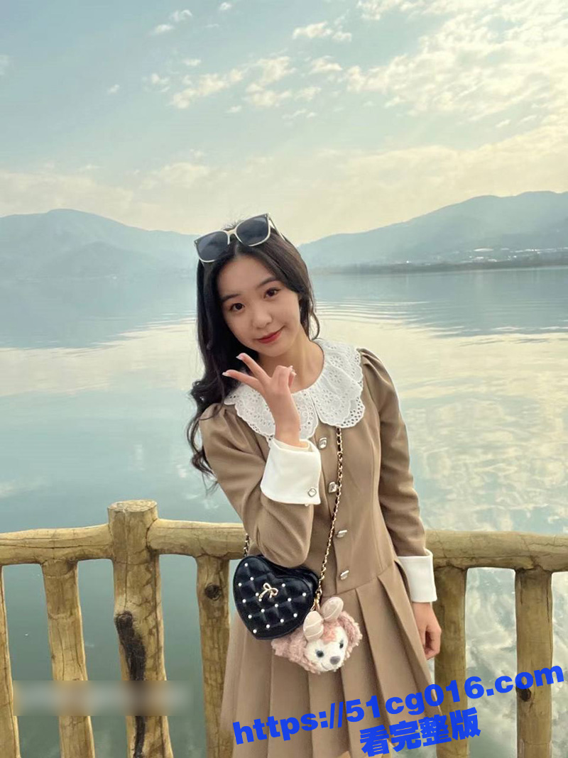 师范学院清纯大学生 相关图片